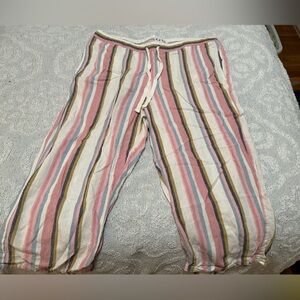 Striped flowy linen capri pants